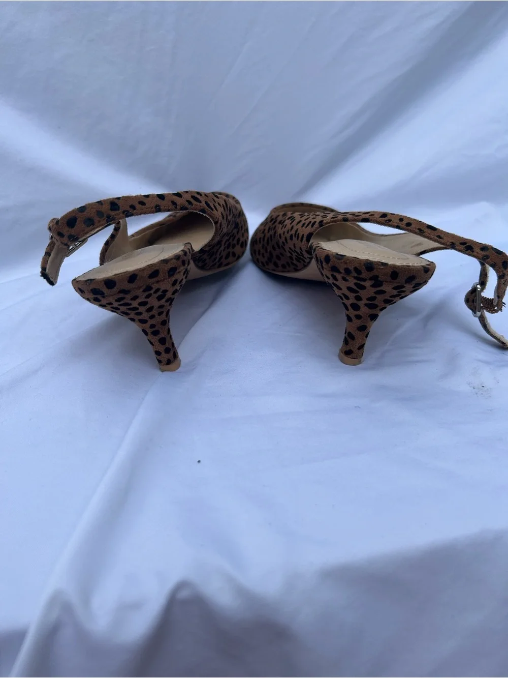 Isaac Mizrahi New York Brown Leopard Print Pointed Slingback heels - Picture 5 of 7